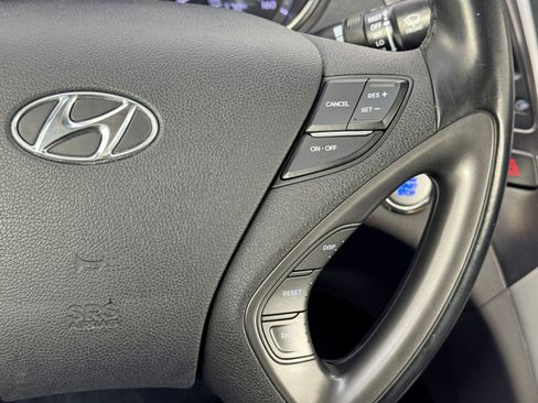 Used 2013 Hyundai Sonata Limited image 20