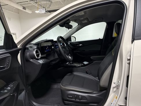 New 2026 Chevrolet Trax ACTIV w/ Driver Confidence Package FWD image 19