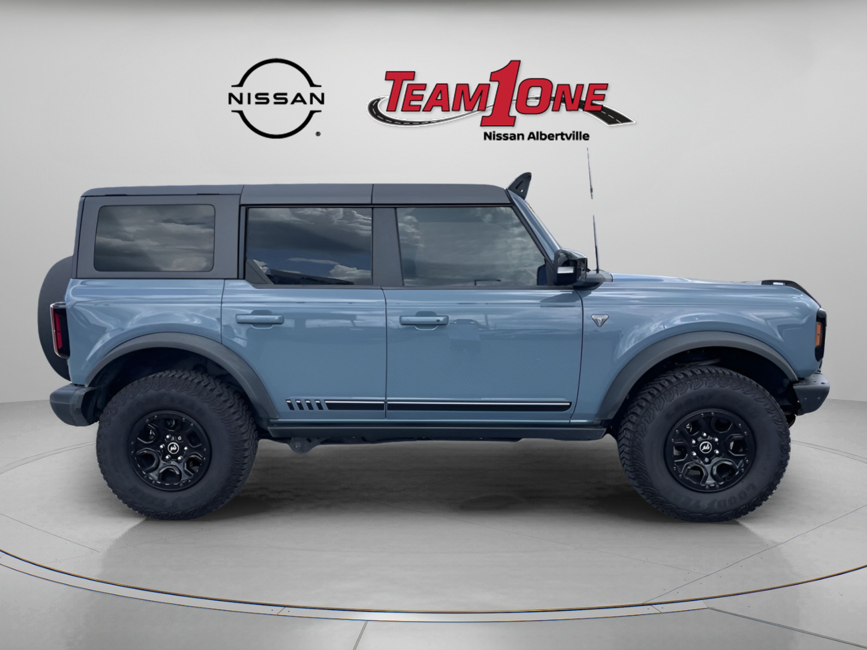 Used 2021 Ford Bronco First Edition AWD/4WD image 9