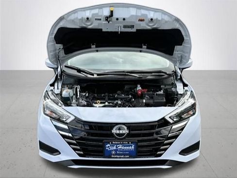 New 2025 Nissan Versa SV w/ Trunk Package image 4