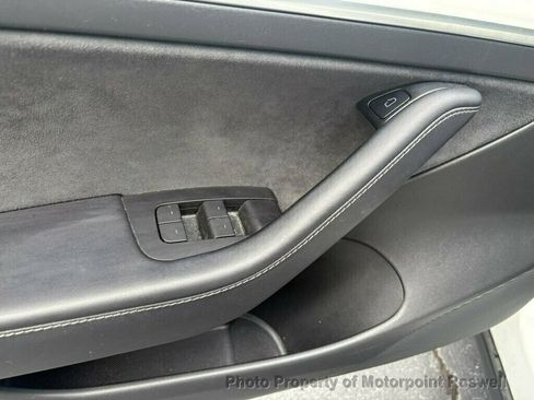 Used 2022 Tesla Model 3 Performance AWD/4WD image 13