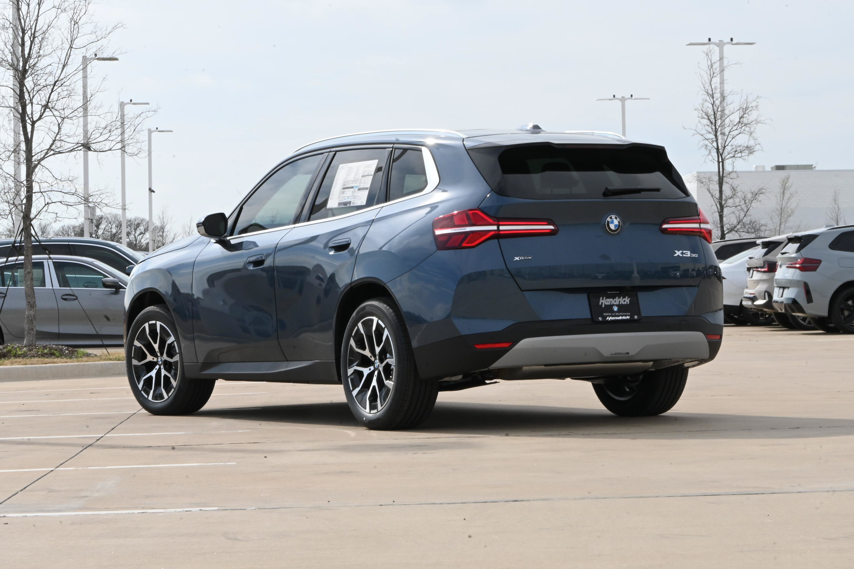Used 2026 BMW X3 xDrive30i w/ Premium Package AWD/4WD image 3