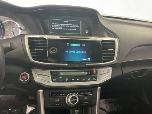 Used 2013 Honda Accord Touring image 17