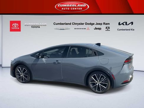 Used 2024 Toyota Prius Limited w/ Limited Premium Package image 6