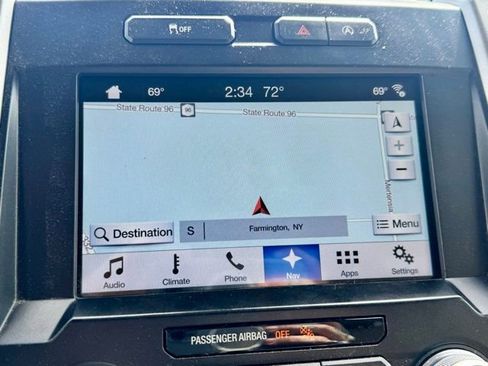 Used 2017 Ford F150 Lariat w/ Equipment Group 502A Luxury AWD/4WD image 29