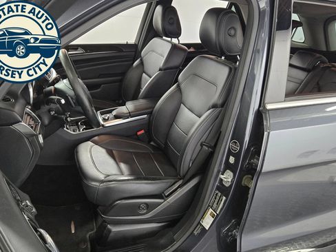 Used 2015 Mercedes-Benz ML 350 4MATIC w/ Premium 1 Package image 26