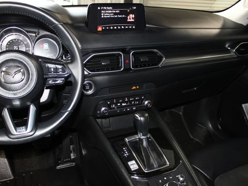 Used 2019 MAZDA CX-5 Touring FWD image 13
