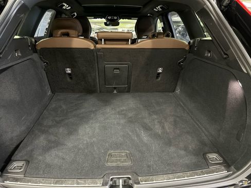 Used 2025 Volvo XC60 B5 Plus AWD/4WD image 27