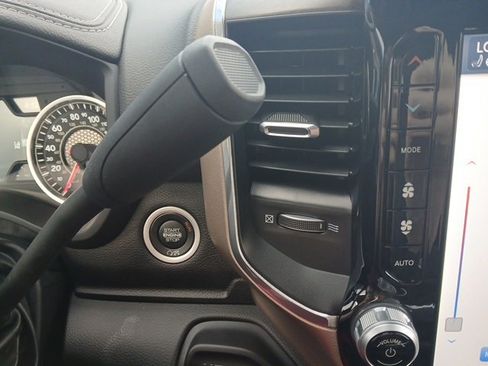 Used 2024 RAM 2500 Laramie w/ Safety Group image 28