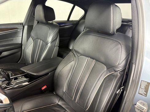 Used 2017 BMW 530i xDrive image 11