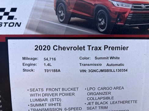 Used 2020 Chevrolet Trax Premier FWD image 36