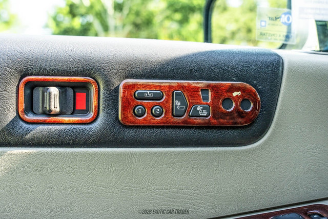 Used 2003 HUMMER H2 w/ Preferred Equipment Group AWD/4WD image 42