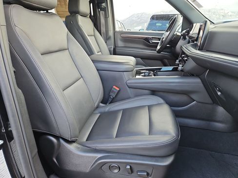 Used 2025 Chevrolet Tahoe Z71 image 31