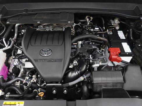 Used 2025 Toyota Grand Highlander AWD image 30