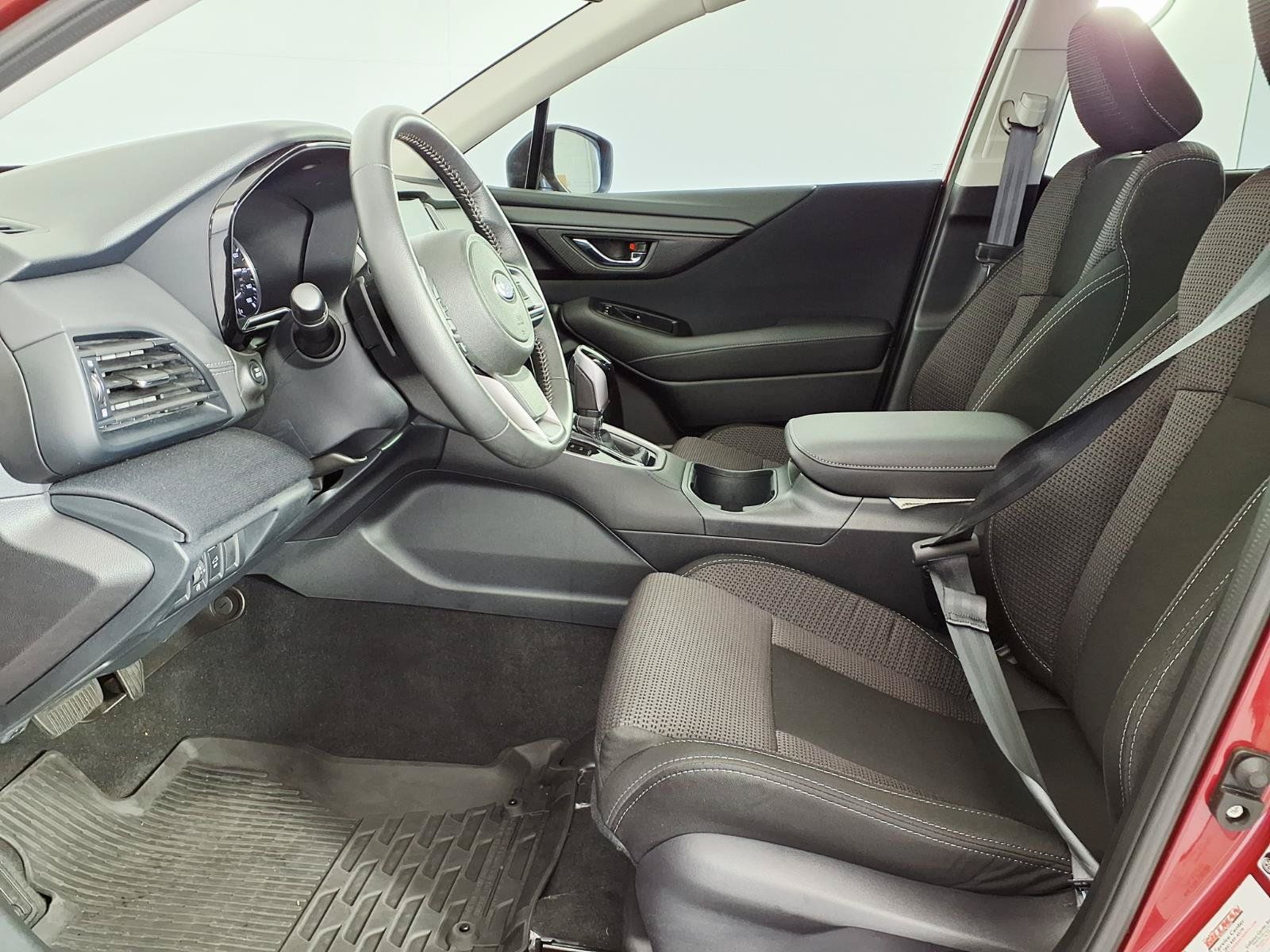 Used 2025 Subaru Outback Premium AWD/4WD image 13