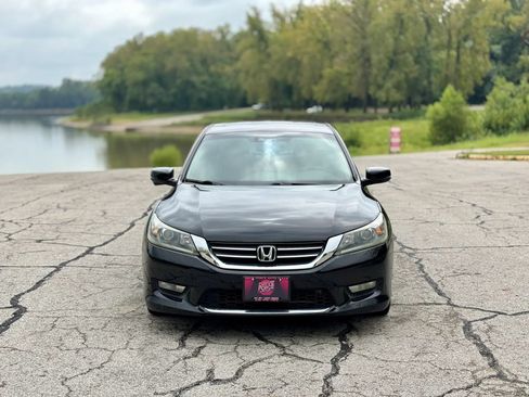 Used 2015 Honda Accord EX-L image 2