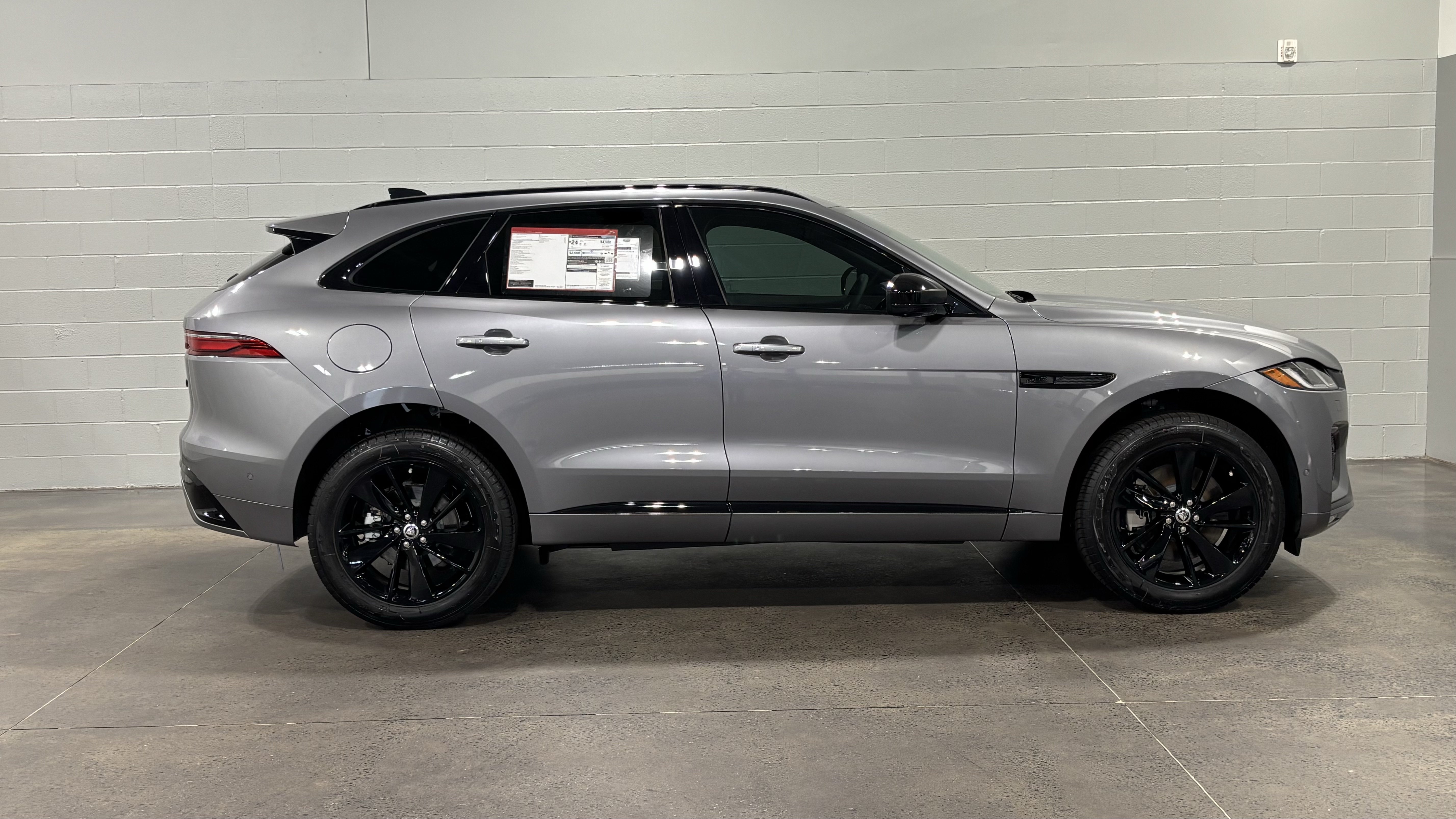 New 2026 Jaguar F-PACE R-Dynamic S AWD/4WD image 13