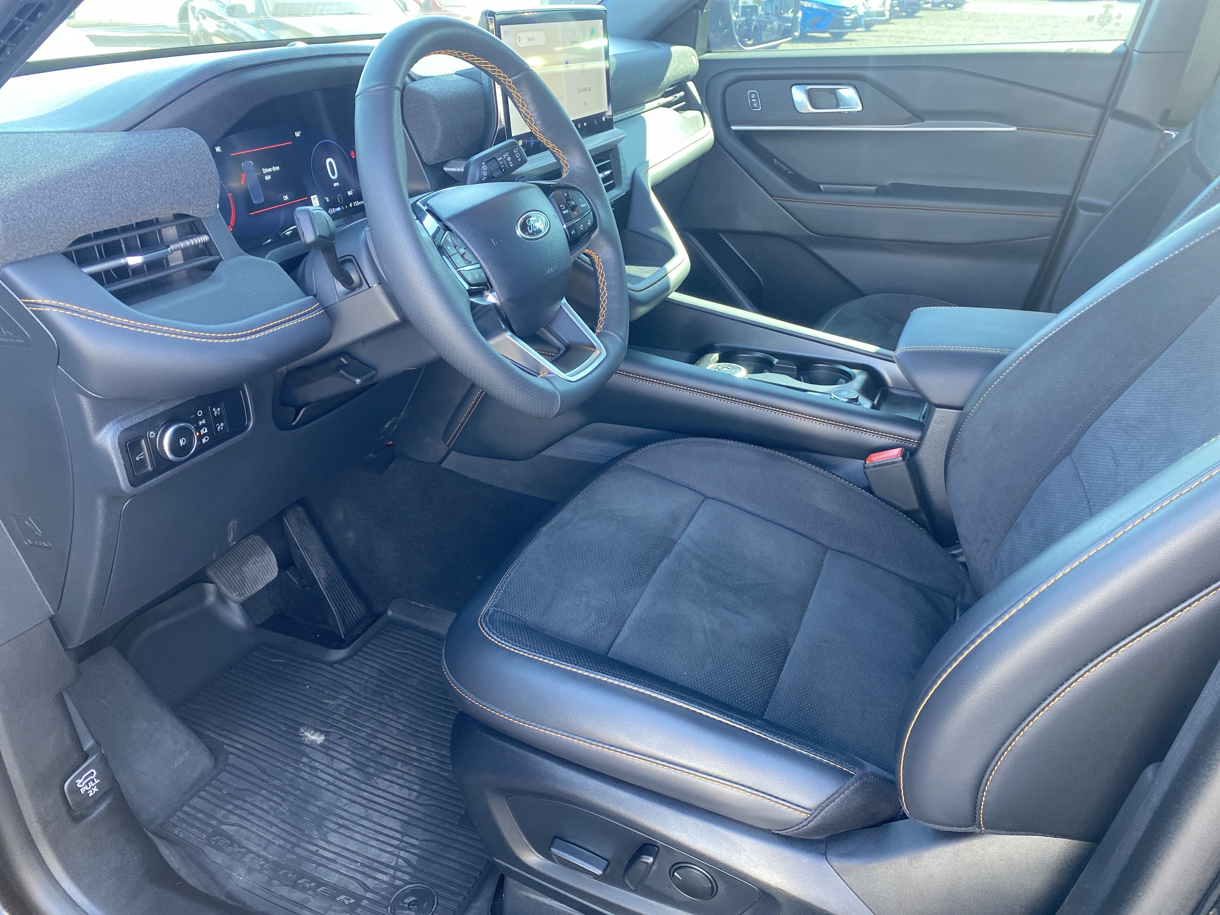 Used 2026 Ford Explorer Tremor w/ Tremor Convenience Package AWD/4WD image 10