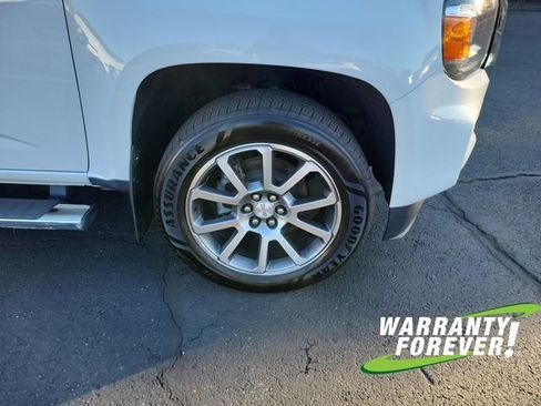 Used 2022 GMC Canyon Denali image 19