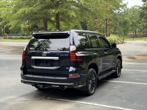 Used 2021 Lexus GX 460 Premium w/ Accessory Package AWD/4WD image 5