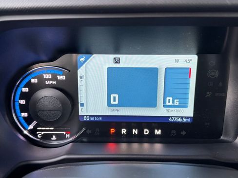 Used 2024 Ford Bronco Badlands image 6