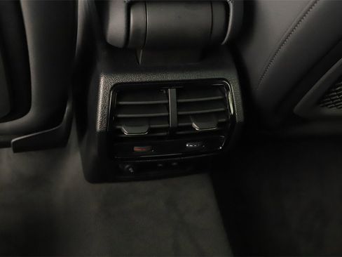 New 2025 Audi Q3 2.0T Premium image 22