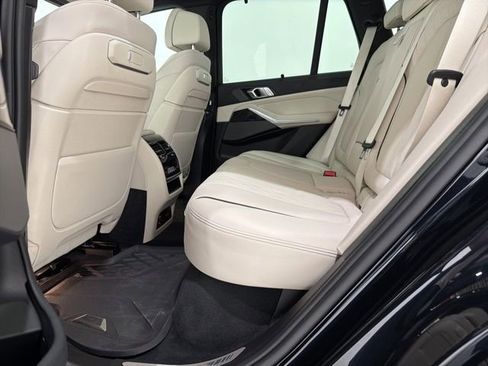 Certified 2024 BMW X5 xDrive40i w/ Executive Package AWD/4WD image 17