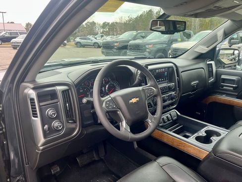 Used 2017 Chevrolet Silverado 1500 LTZ w/ Sport Package image 12
