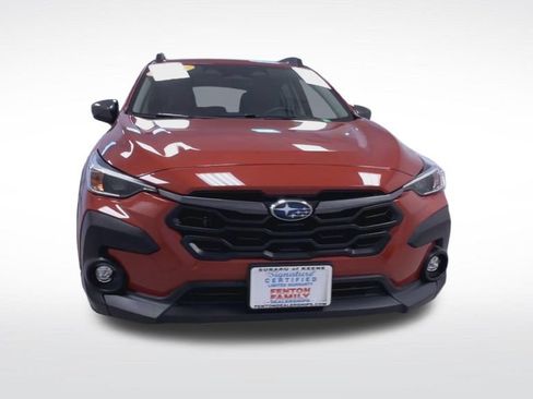 Used 2024 Subaru Crosstrek 2.0i Premium AWD/4WD image 2