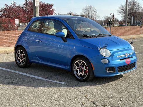 Used 2015 FIAT 500 Sport w/ Comfort/Convenience Group image 9