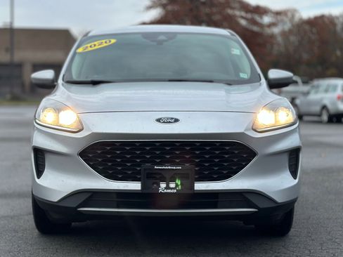 Used 2020 Ford Escape SE image 13