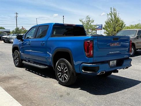 Used 2023 GMC Sierra 1500 AT4 w/ AT4 Preferred Package AWD/4WD image 5