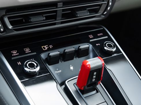 Certified 2023 Porsche 911 Carrera S image 29