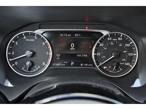 Used 2023 Nissan Rogue SV AWD/4WD image 16