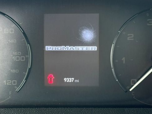 Used 2023 RAM ProMaster 2500 FWD image 11