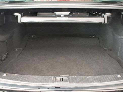 Used 2013 Mercedes-Benz E 550 4MATIC Sedan image 12