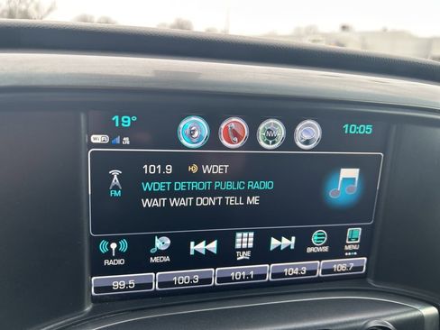 Used 2018 Chevrolet Silverado 1500 LT w/ All Star Edition image 28