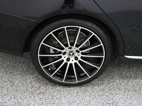 Used 2018 Mercedes-Benz C 300 Sedan image 6