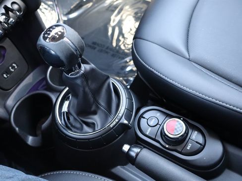 Used 2016 MINI Cooper 2-Door Hardtop image 23