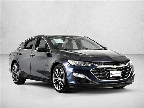 Used 2020 Chevrolet Malibu Premier image 3