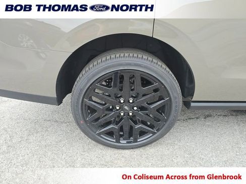 New 2026 Ford Expedition Platinum w/ Stealth Performance Package AWD/4WD image 14