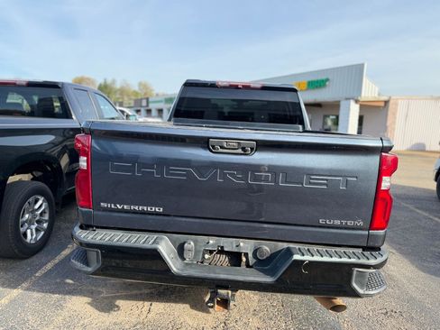 Used 2022 Chevrolet Silverado 2500 Custom w/ Gooseneck/5TH Wheel Package AWD/4WD image 4