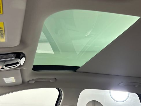 Used 2025 Hyundai Tucson Limited image 24