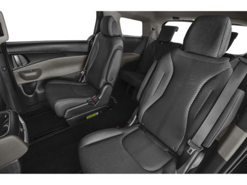 New 2026 Kia Carnival LX FWD image 10