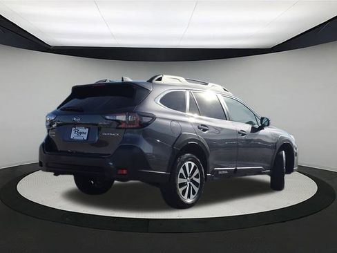 Certified 2025 Subaru Outback Premium w/ Popular Package #1A image 7