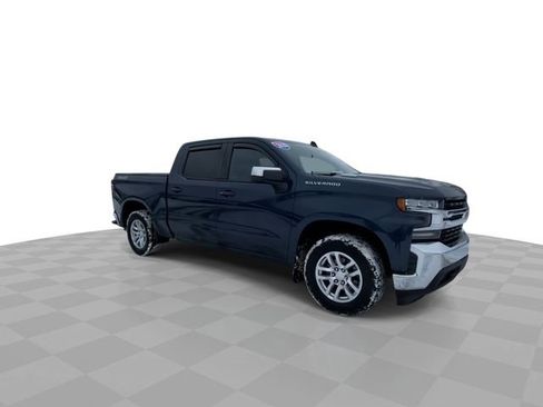 Used 2020 Chevrolet Silverado 1500 LT w/ All-Star Edition image 4