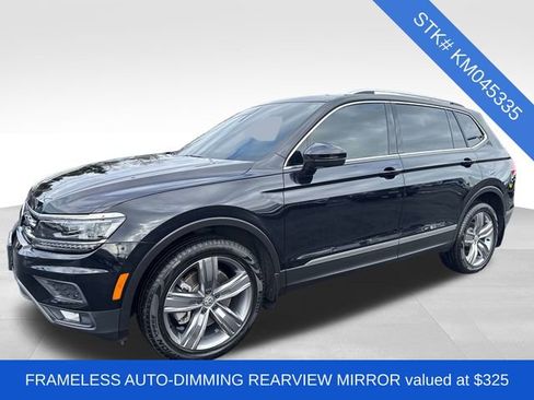 Used 2019 Volkswagen Tiguan SEL Premium w/ 3rd Row Seat Package image 3