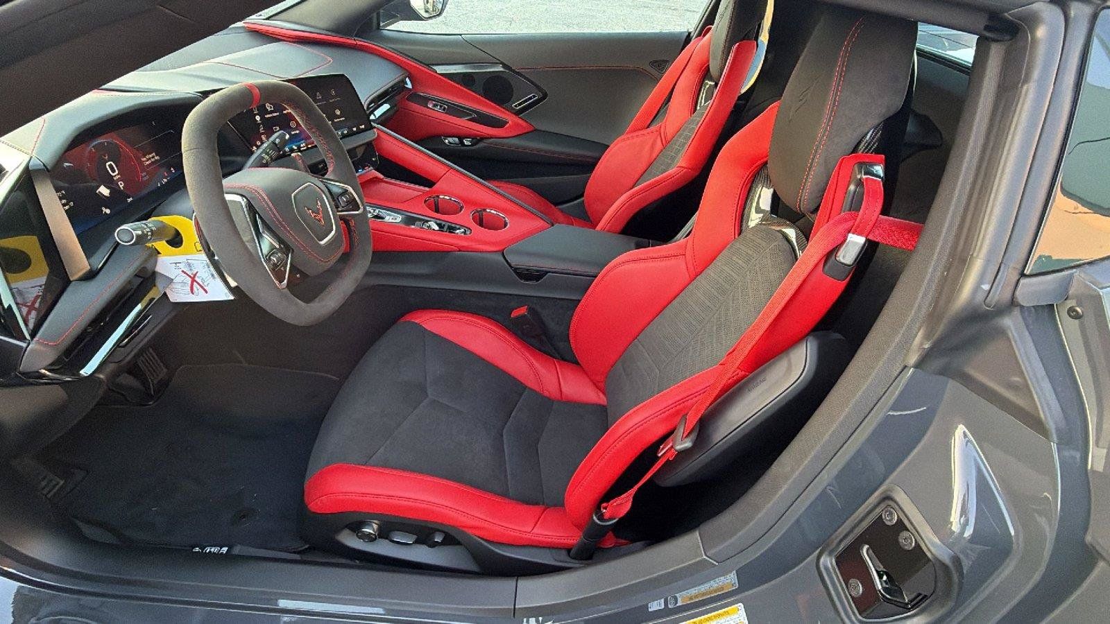 New 2027 Chevrolet Corvette Stingray Convertible w/ Stealth Interior Trim Package RWD image 16