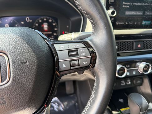 Used 2024 Honda Civic Touring image 12