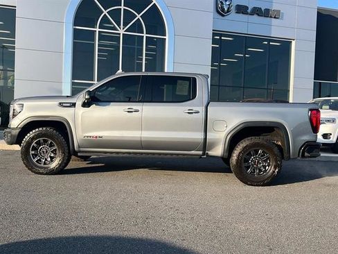 Used 2024 GMC Sierra 1500 AT4X image 7